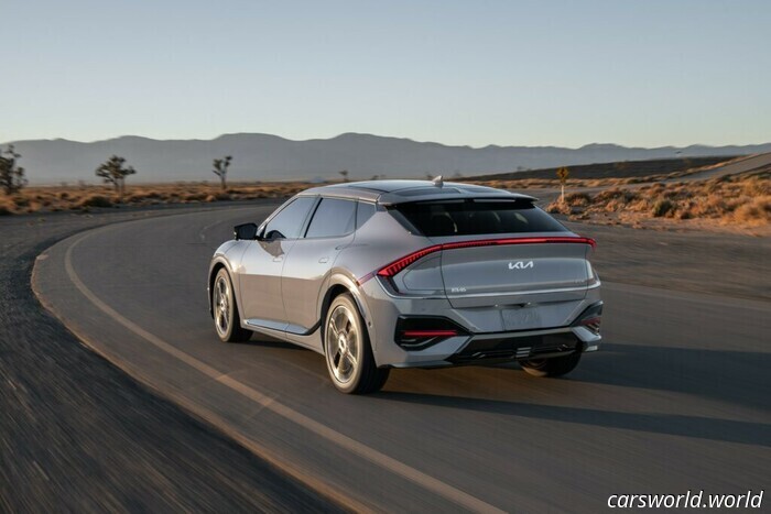 Kia EV6 2025 Demuestra Que los Estiramientos Faciales no Son Baratos | Carscoops